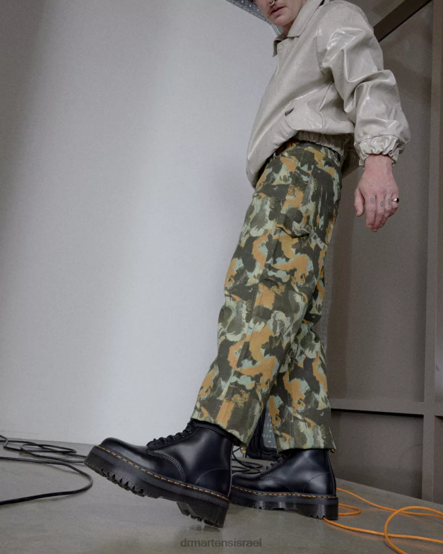 101 מגפוני פלטפורמה מעור חלק Dr. Martens שחור חלק הַנעָלָה N8BB8140