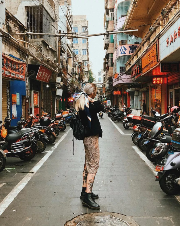 מגפונים טבעוניים 101 פליקס Dr. Martens פליקס שחור לשפשף הַנעָלָה N8BB897