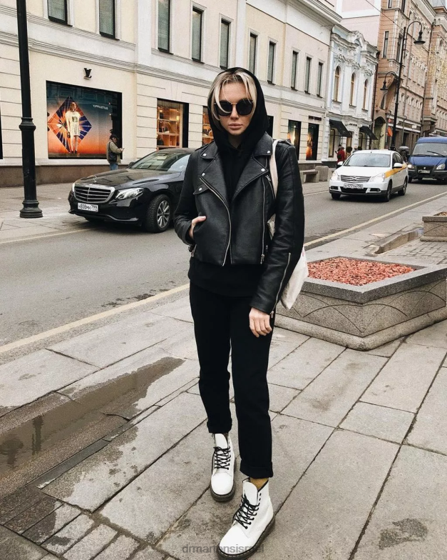 מגפי שרוכים מעור חלק 1460 Dr. Martens לבן חלק הַנעָלָה N8BB816