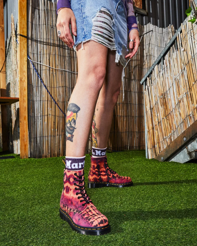 מגפי שרוכים מעור 1460 פסקל Dr. Martens סָגוֹל הַנעָלָה N8BB8189