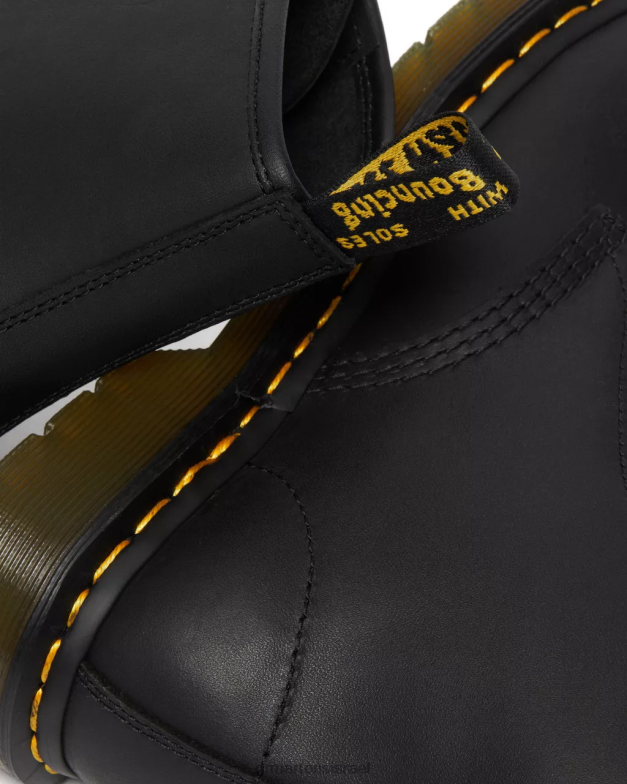 מגפי שרוכים מעור שמנוני 1460 Dr. Martens עור שמנוני שחור הַנעָלָה N8BB818