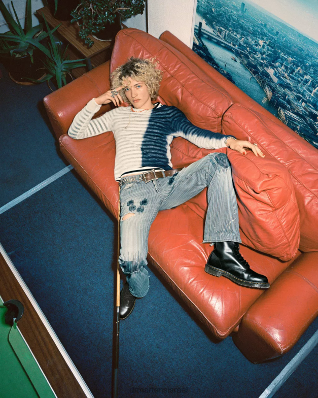 מגפי שרוכים מעור חלק 1460 Dr. Martens שחור חלק הַנעָלָה N8BB81