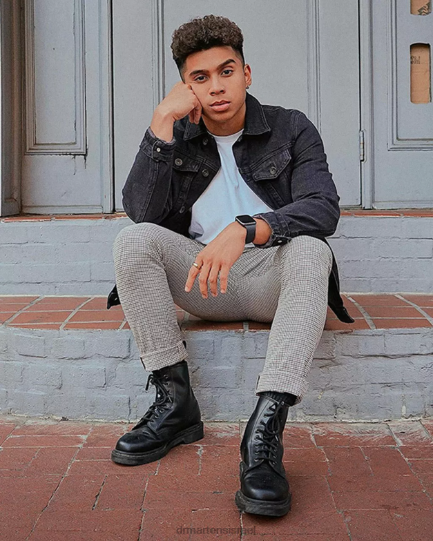 מגפי שרוכים מעור חלק מונו 1460 Dr. Martens שחור חלק הַנעָלָה N8BB821