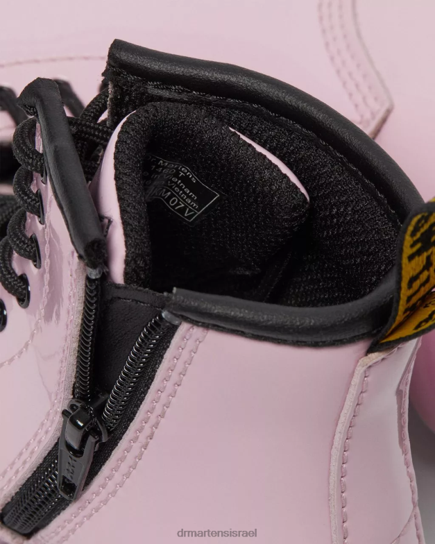 מגפי שרוכים מעור לקט לפעוט 1460 Dr. Martens לוצידו ורוד בהיר ומנורת פטנט הַנעָלָה N8BB8407