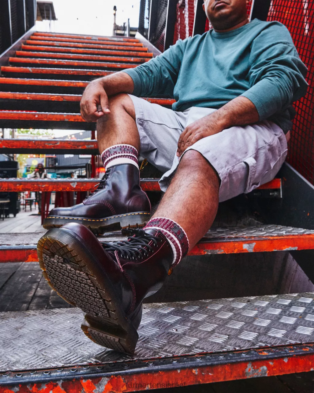 מגפי שרוכים מעור אטלס 1460 עמידים בהחלקה Dr. Martens אטלס oxblood הַנעָלָה N8BB895