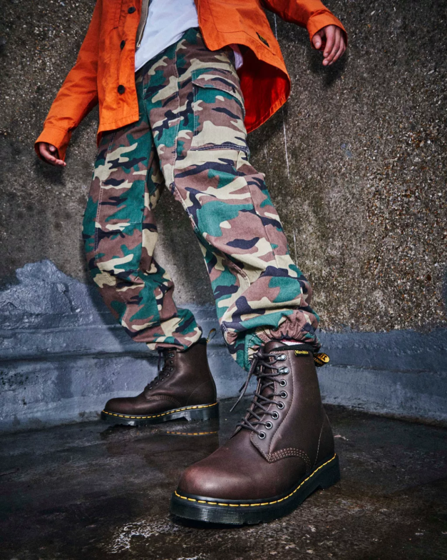 מגפי שרוכים מעור 1460 פסקל Dr. Martens גבורה חום כהה wp הַנעָלָה N8BB874