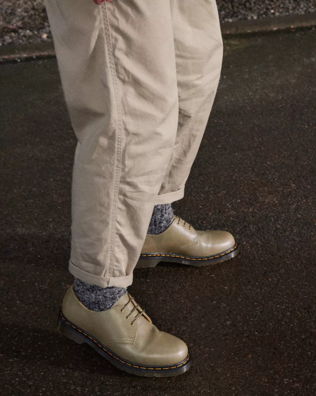 נעלי אוקספורד מעור קררה 1461 Dr. Martens קררה זיתים הַנעָלָה N8BB8292