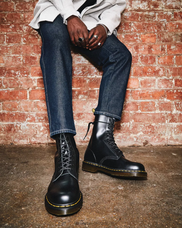 מגפי עור חלק 1490 באמצע השוק Dr. Martens שחור חלק הַנעָלָה N8BB8360