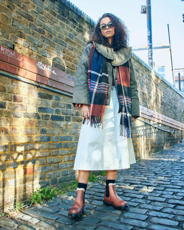 מגפי צ'לסי 2976 לאונורה מלאי פרווה Dr. Martens מפרפר שיזוף הַנעָלָה N8BB826