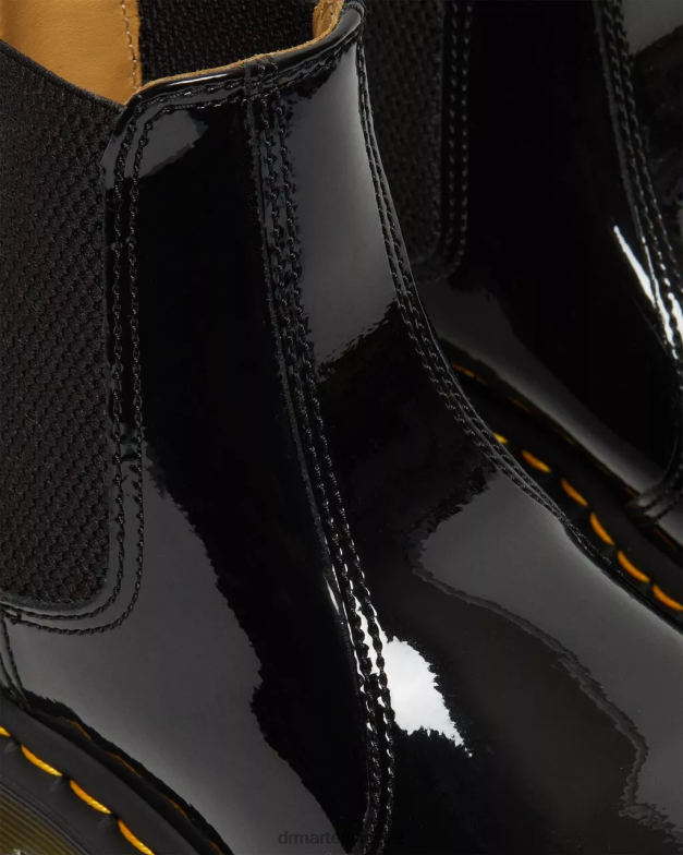 מגפי צ'לסי מעור פט 2976 Dr. Martens lucido שחור & פטנט מנורה הַנעָלָה N8BB849