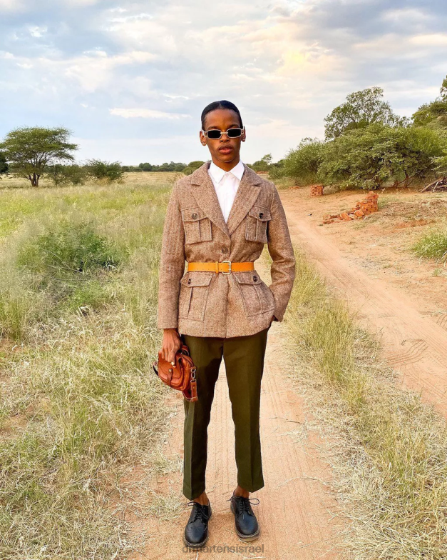 נעלי ברוג מעור חלק 3989 תפר צהוב Dr. Martens שחור חלק הַנעָלָה N8BB8370