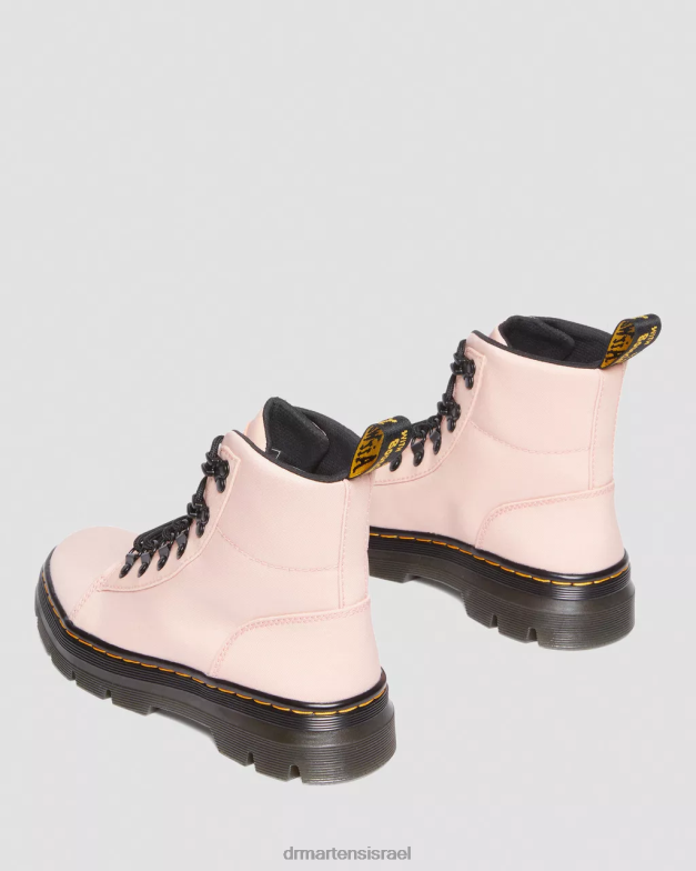 מסרק מגפי ניילון ועור Dr. Martens ניילון ציקלון בצבע בז' אפרסק הַנעָלָה N8BB8179