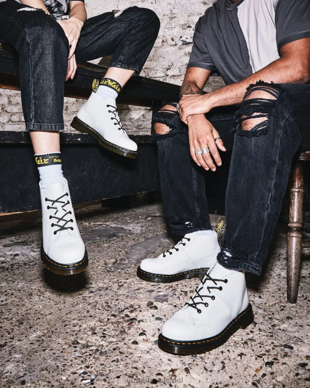 מגפי קופים מעור חלק של הכנסייה Dr. Martens לבן חלק הַנעָלָה N8BB8198