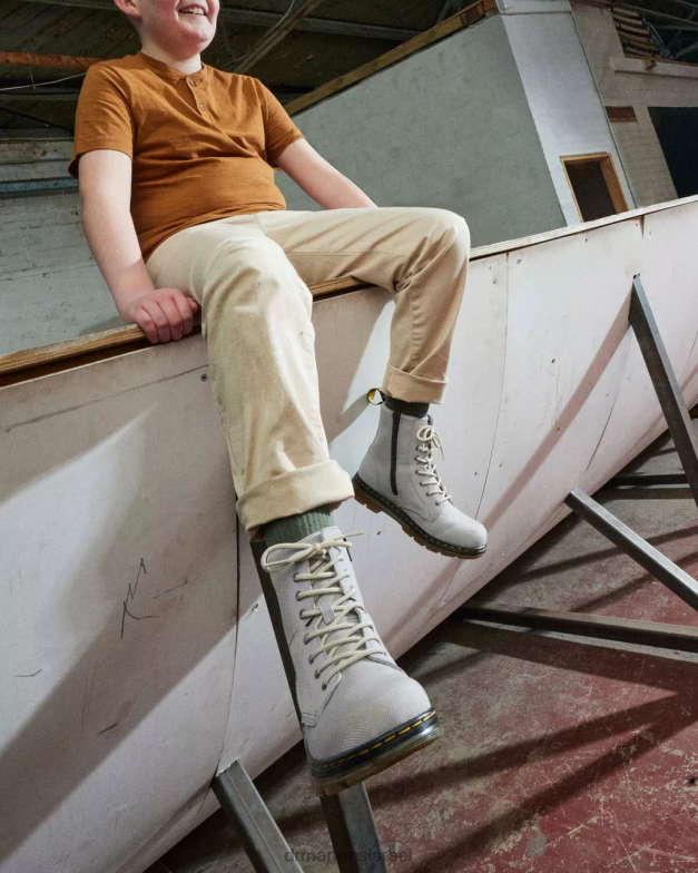 נוער מסרק מגפיים פולי קשוחים במיוחד Dr. Martens אפור בינוני קשיח במיוחד וגומי הַנעָלָה N8BB8468