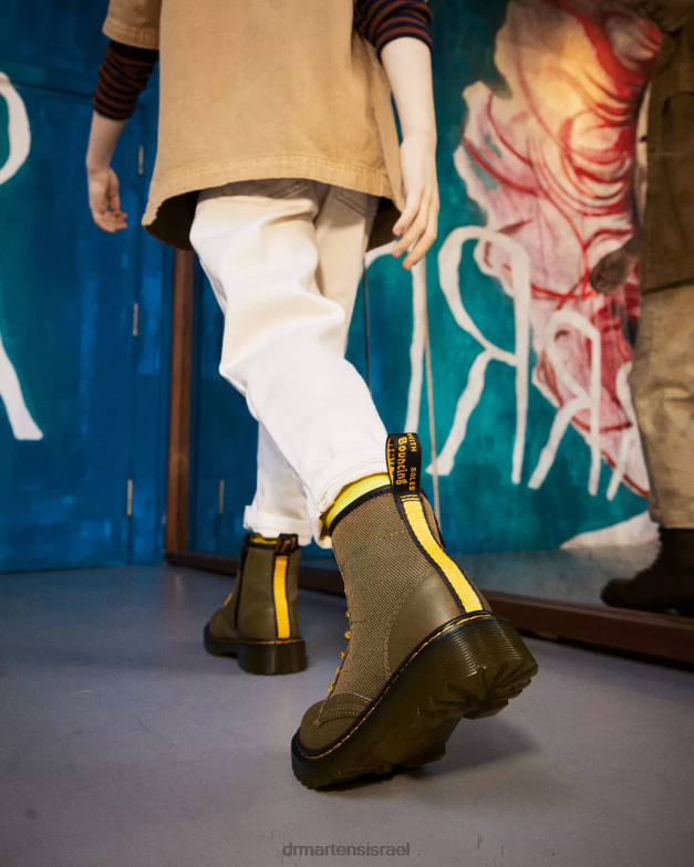 מגפי שרוכים מעור פאנל junior 1460 Dr. Martens אוליבי הַנעָלָה N8BB8444